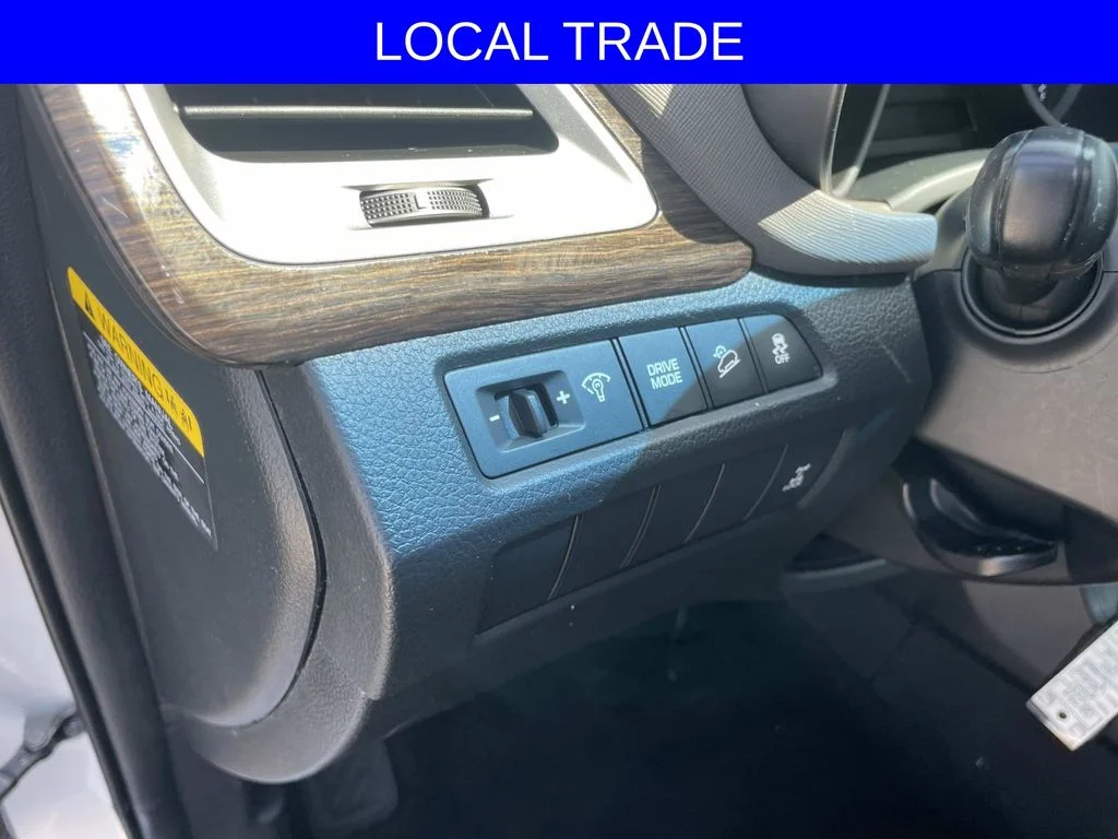 Used 2017 Silver Hyundai 2.4 Base image 17