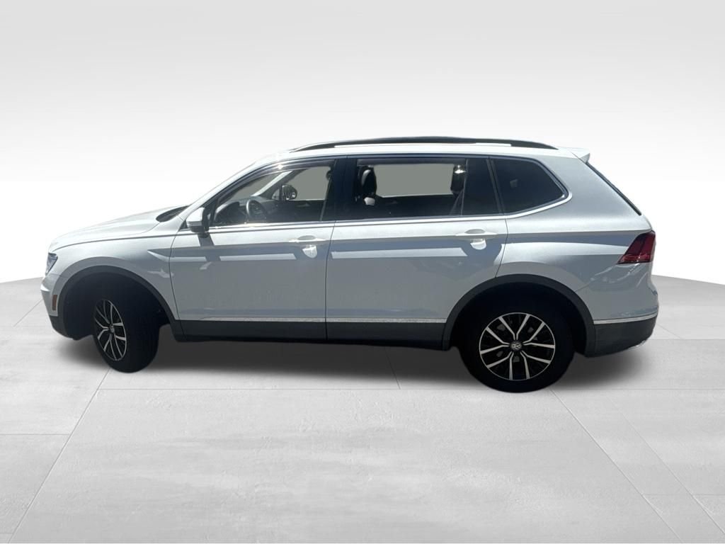 Used 2021 White Volkswagen  image 42