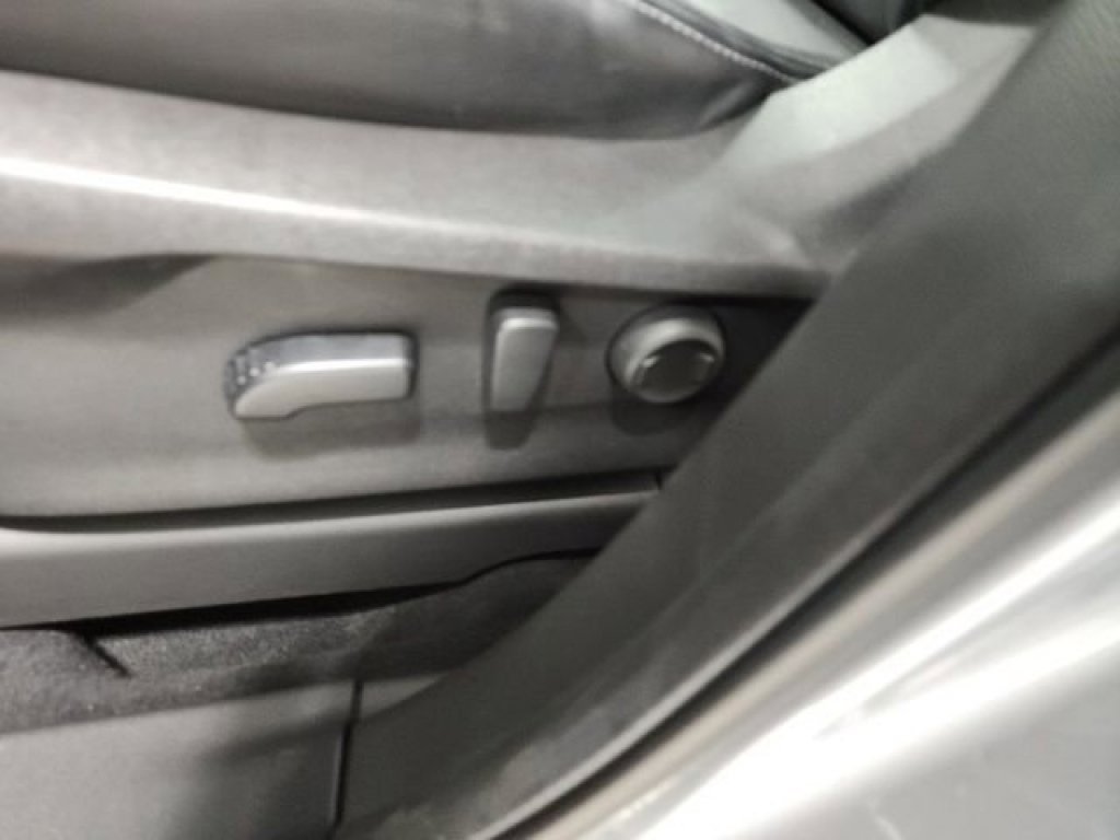 2022 Subaru Ascent Touring - Photo 27