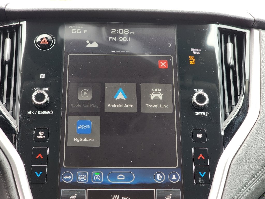 Used 2025 Ice Silver Metallic Subaru Onyx Edition image 10