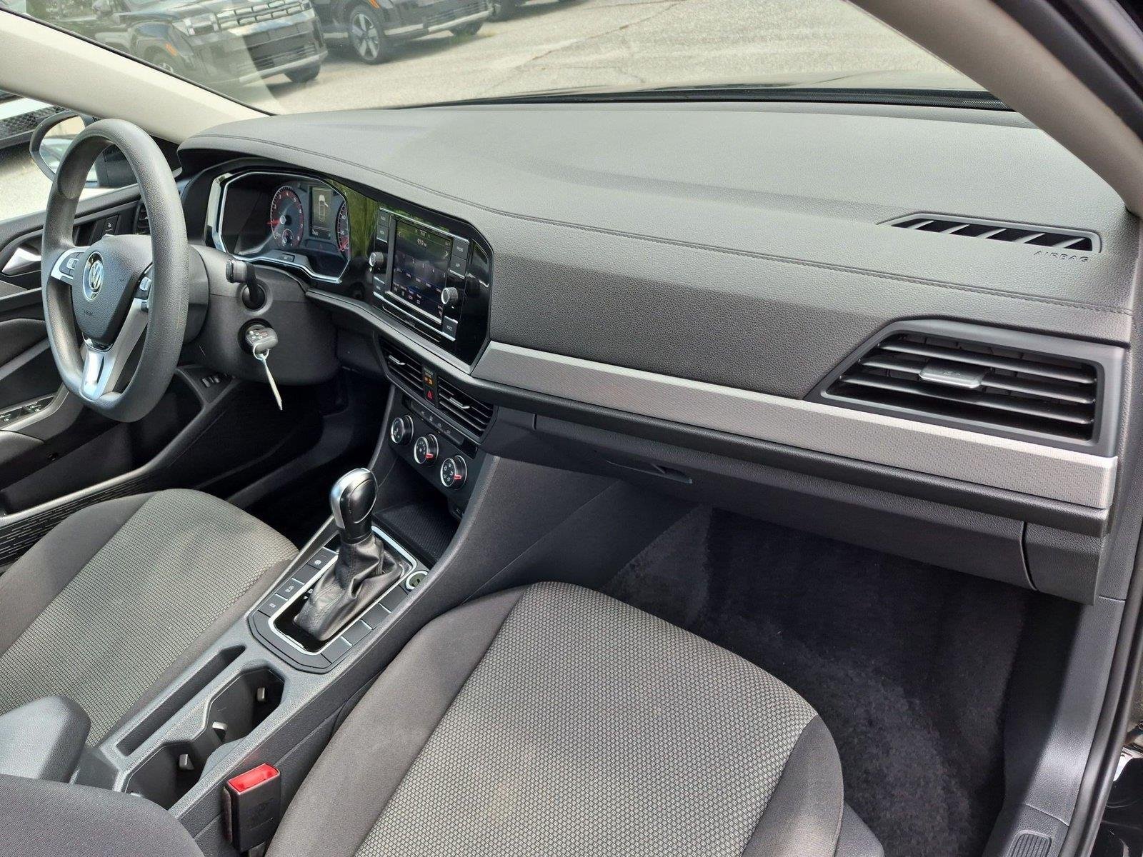Used 2020 Black Uni Volkswagen S image 36