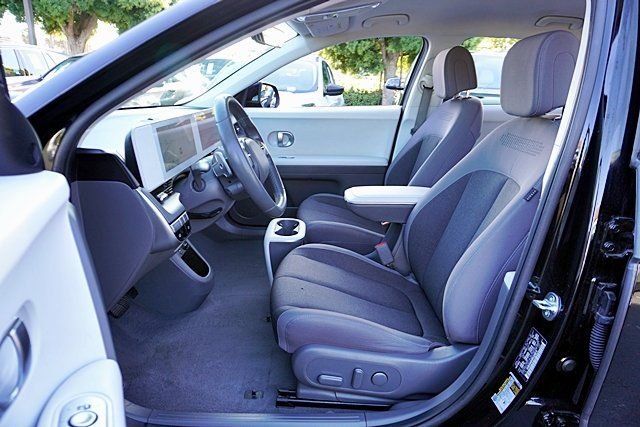 Used 2024 Black Hyundai SEL image 14