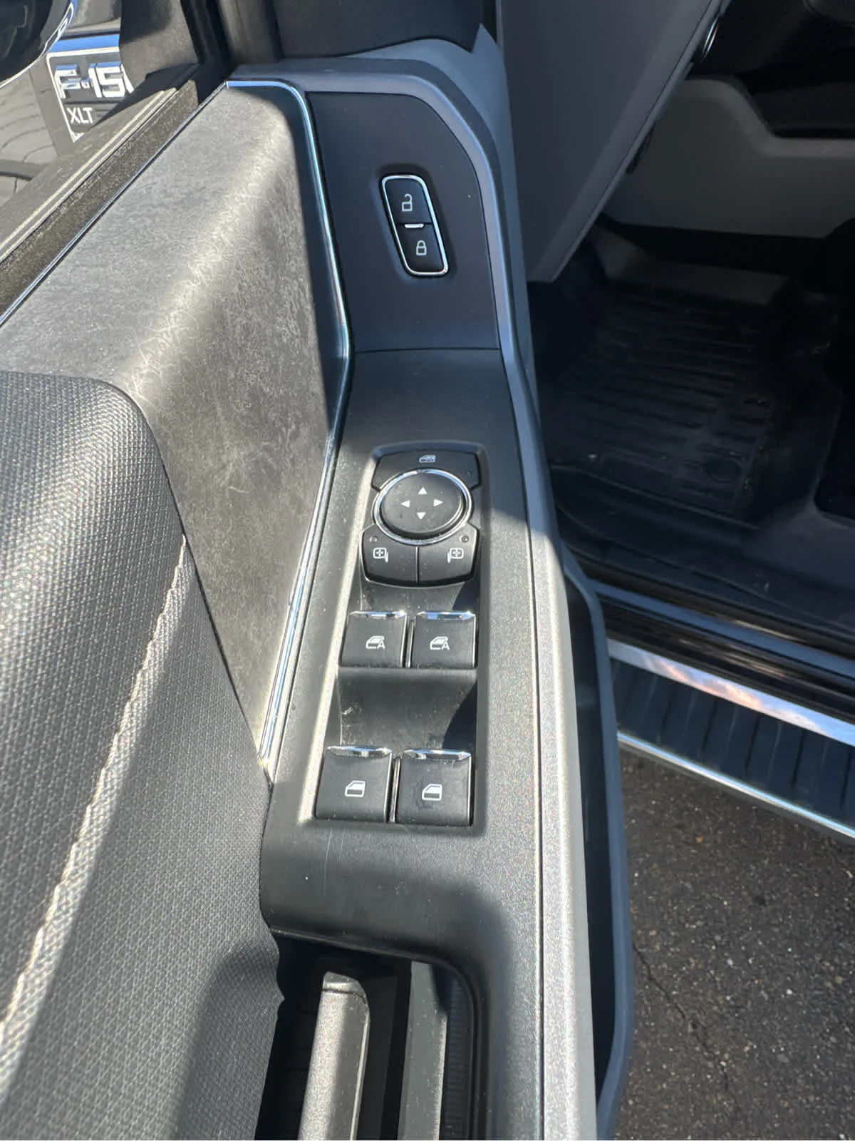 Used 2025 Agate Black Ford XLT image 13