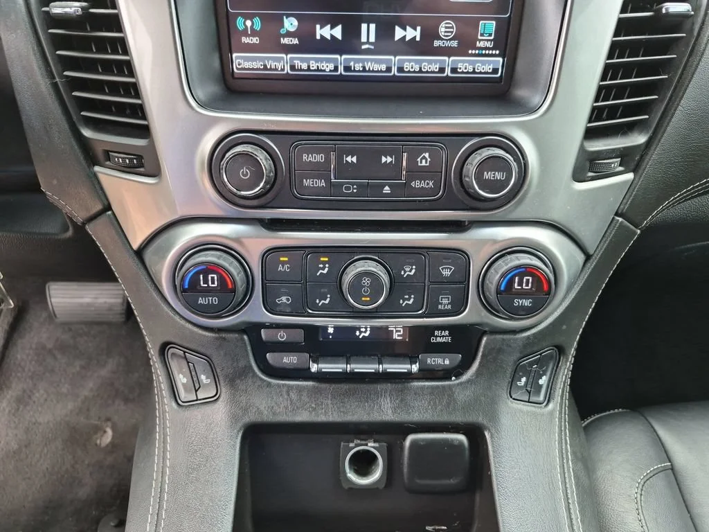 Used 2019 SHADOW GRAY METALLIC Chevrolet LT image 29