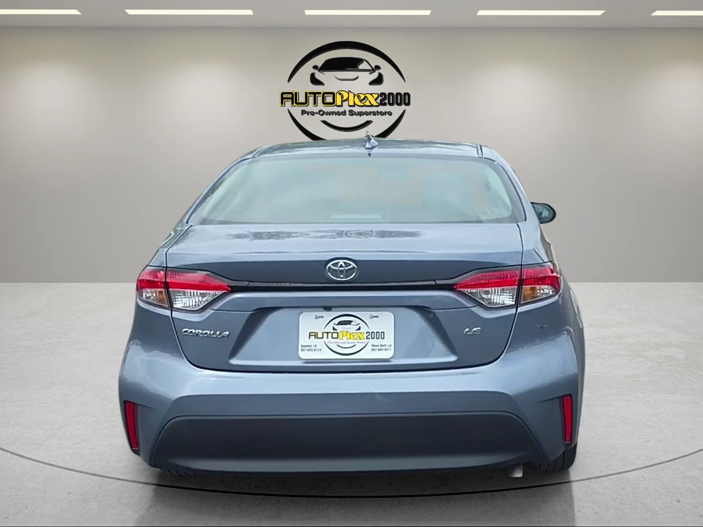 Used 2025 Gray Toyota LE image 6