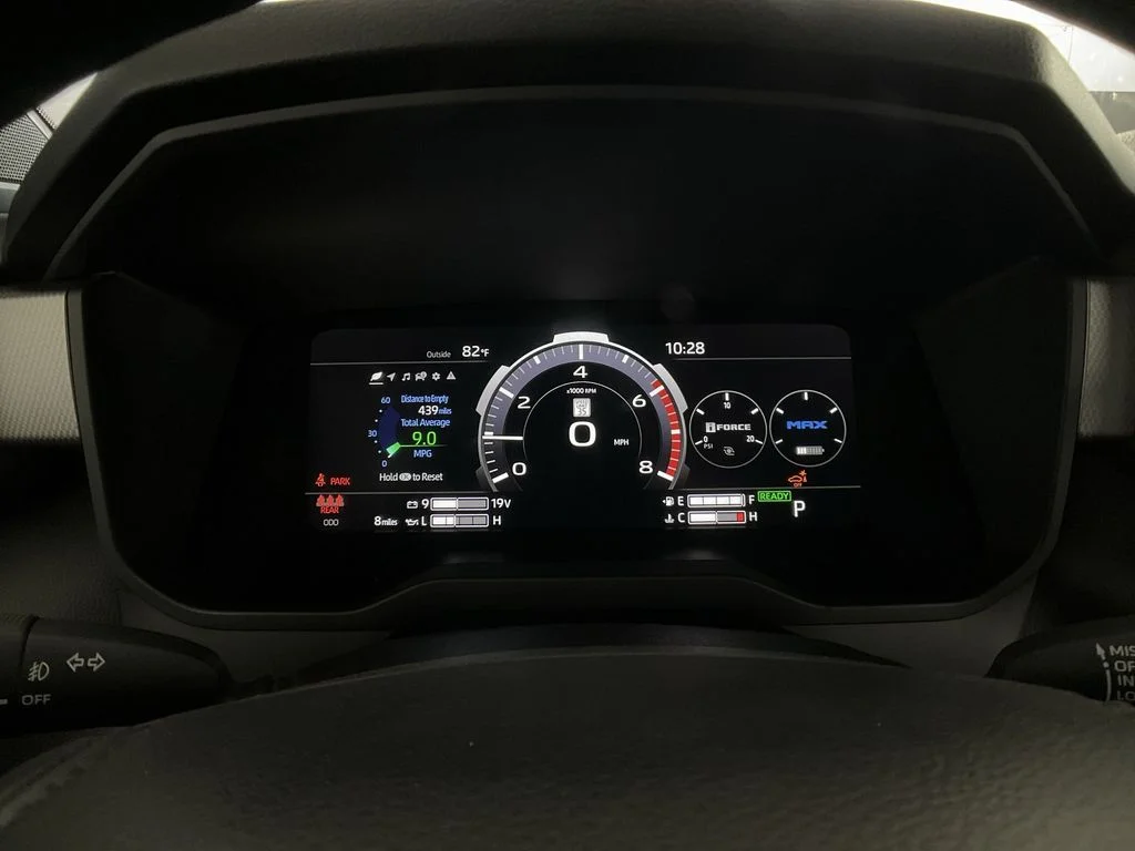 2026 Toyota Tundra Limited - Photo 27
