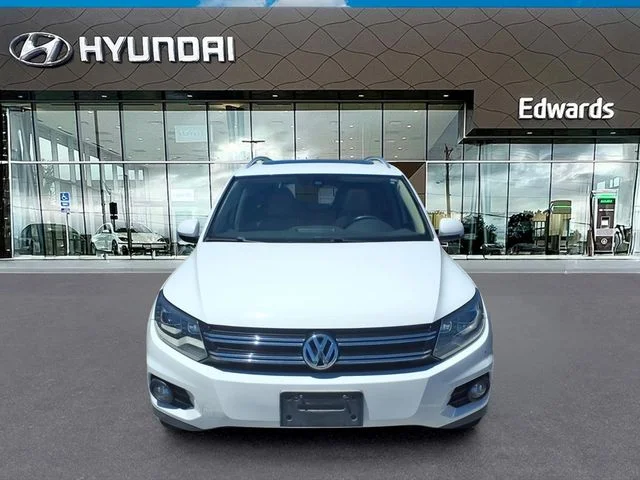Used 2013 White Volkswagen SEL image 3