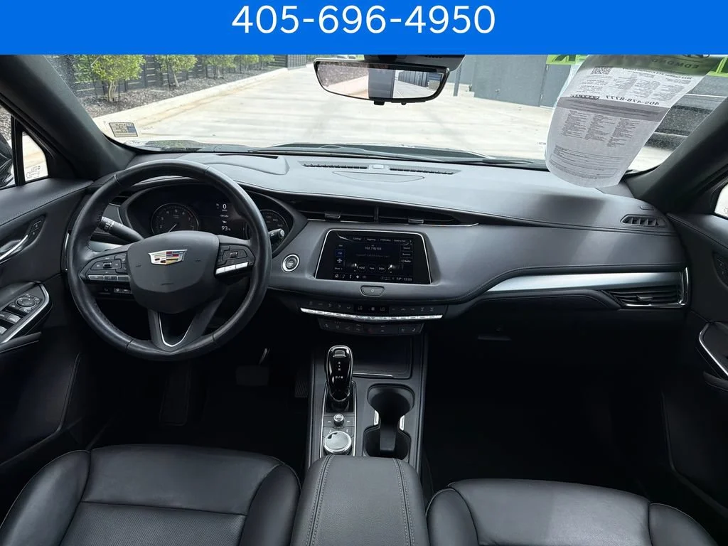 Pre-Owned 2023 Cadillac XT4 FWD Premium Luxury