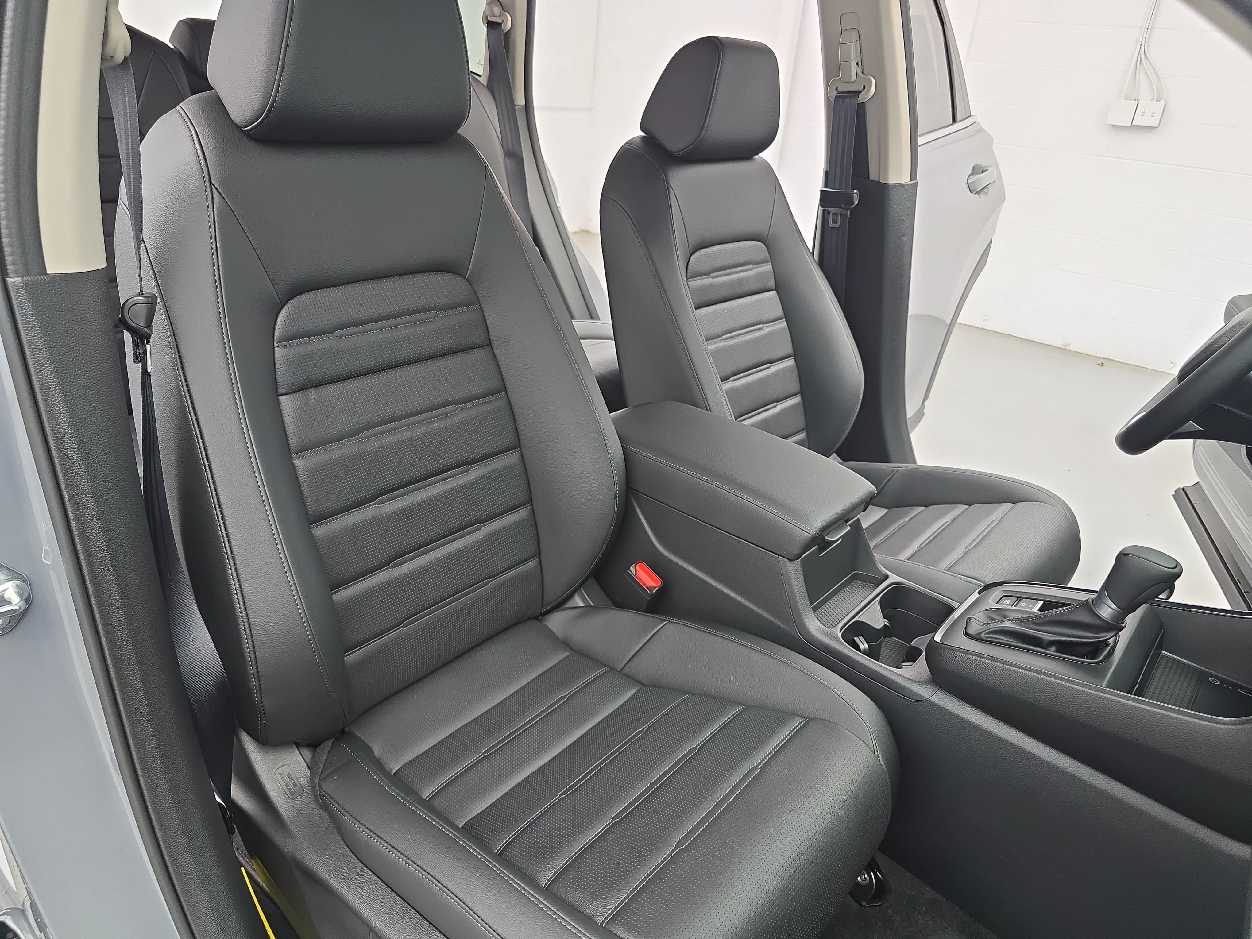 New 2026 Urban Gray Pearl Honda EX-L image 10