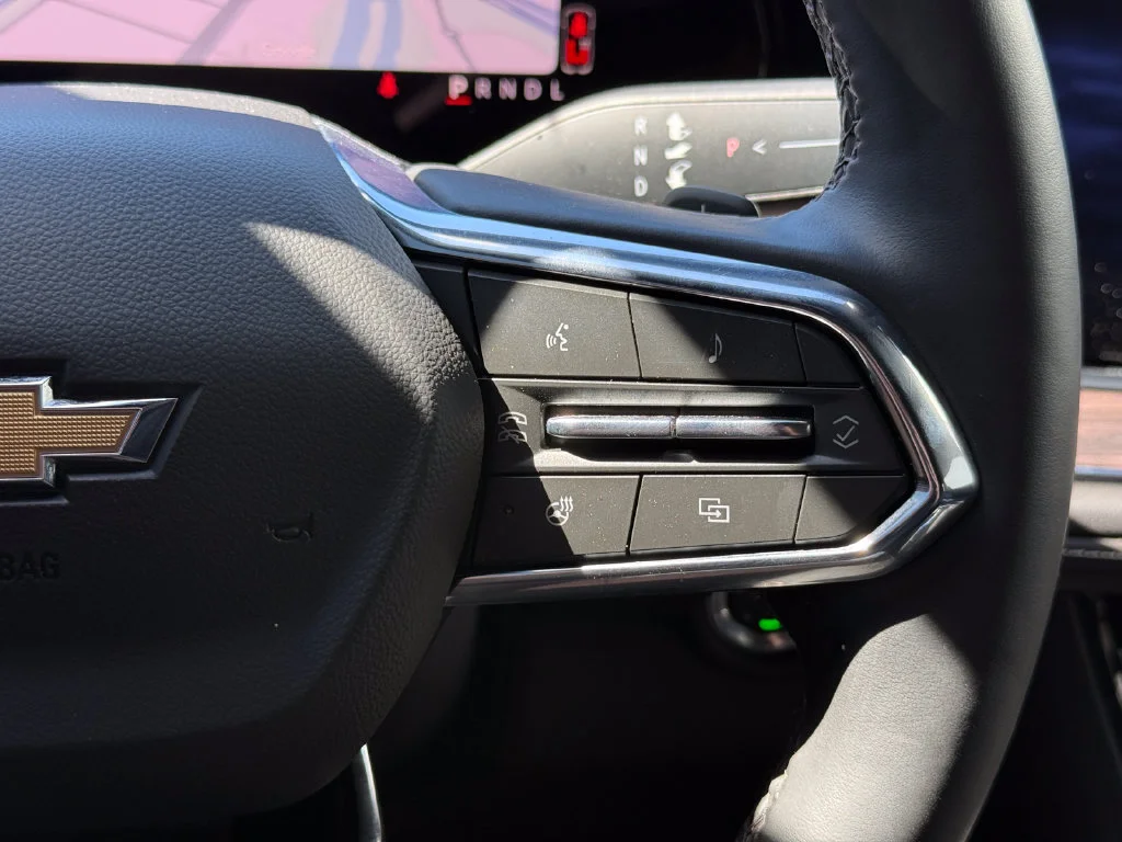 Used 2025 Black Chevrolet Premier image 29