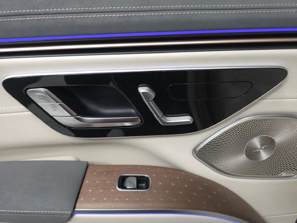 Certified Used 2024 Twilight Blue Metallic Mercedes-Benz 450 image 26
