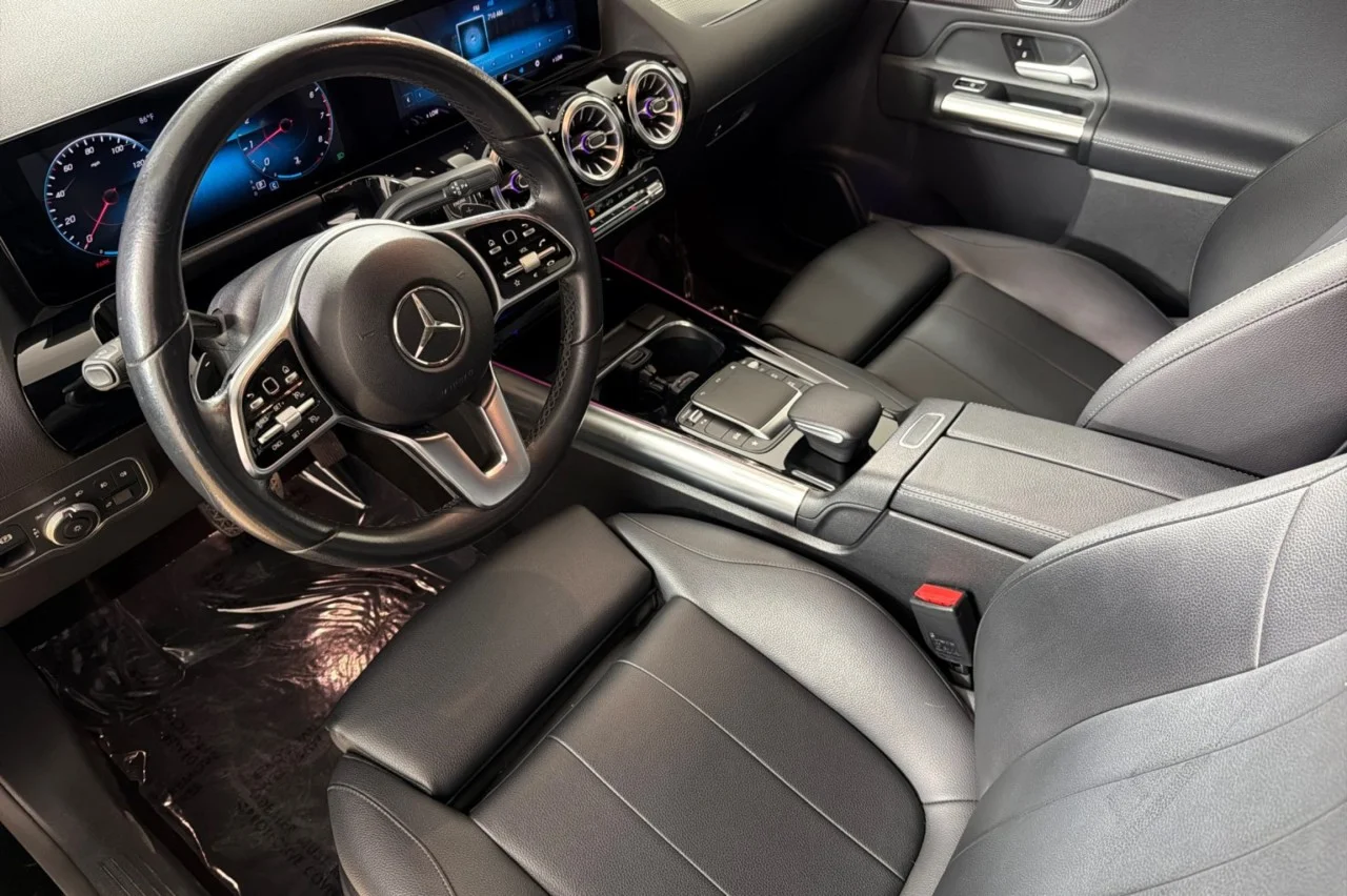 Used 2022 BLACK Mercedes-Benz GLA 250 image 9