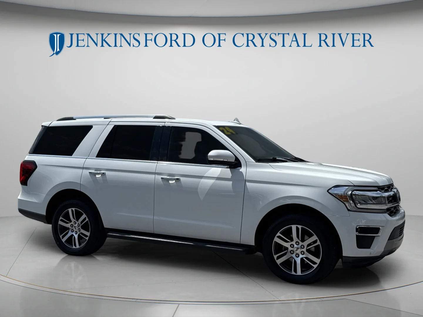 Used 2024 Star White Metallic Tri-Coat Ford Limited image 2
