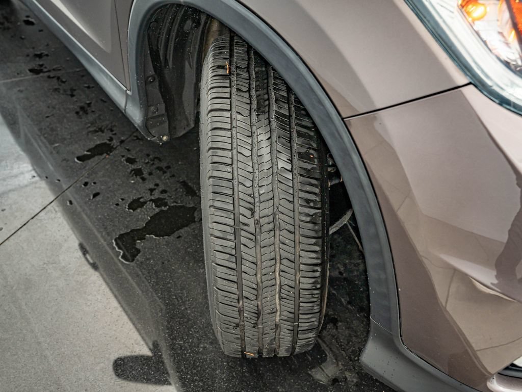 Used 2015 Gray Honda EX-L image 43