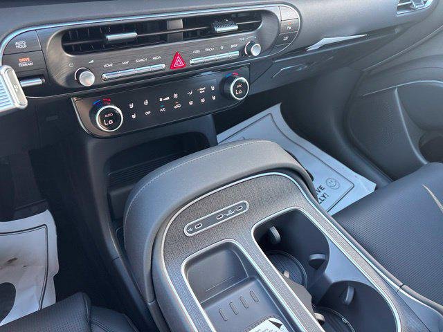 New 2027 Titan Green Pearl Hyundai SEL Premium image 60
