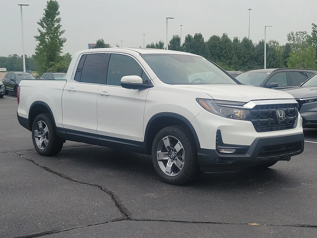 New 2026 Platinum White Pearl Honda RTL image 16
