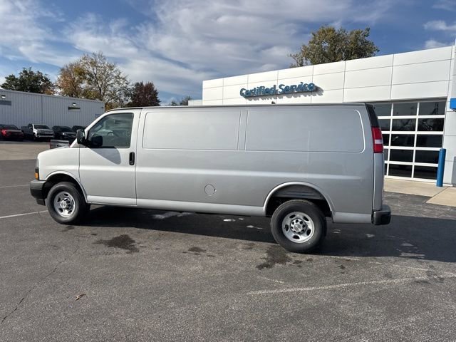 2025 Chevrolet Express Cargo Work Van - Photo 6
