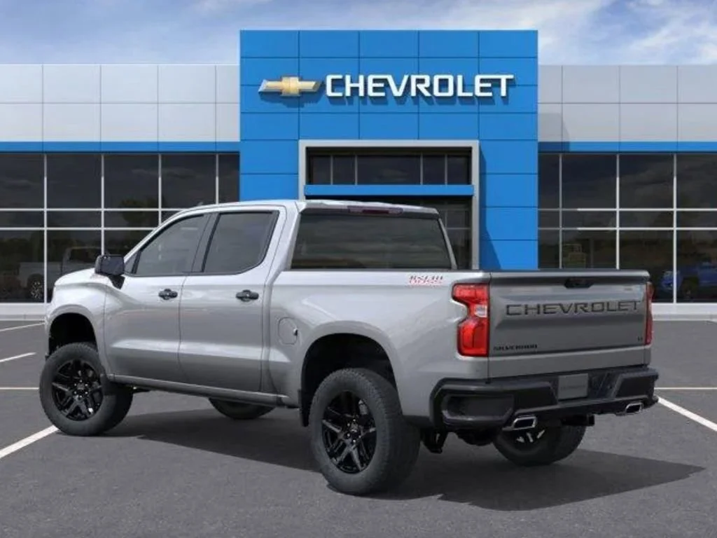2026 Chevrolet Silverado 2500 HD Custom - Photo 2