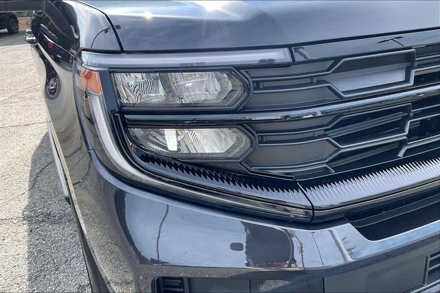 New 2027 Dark Matter Gray Metallic Ford Active image 32