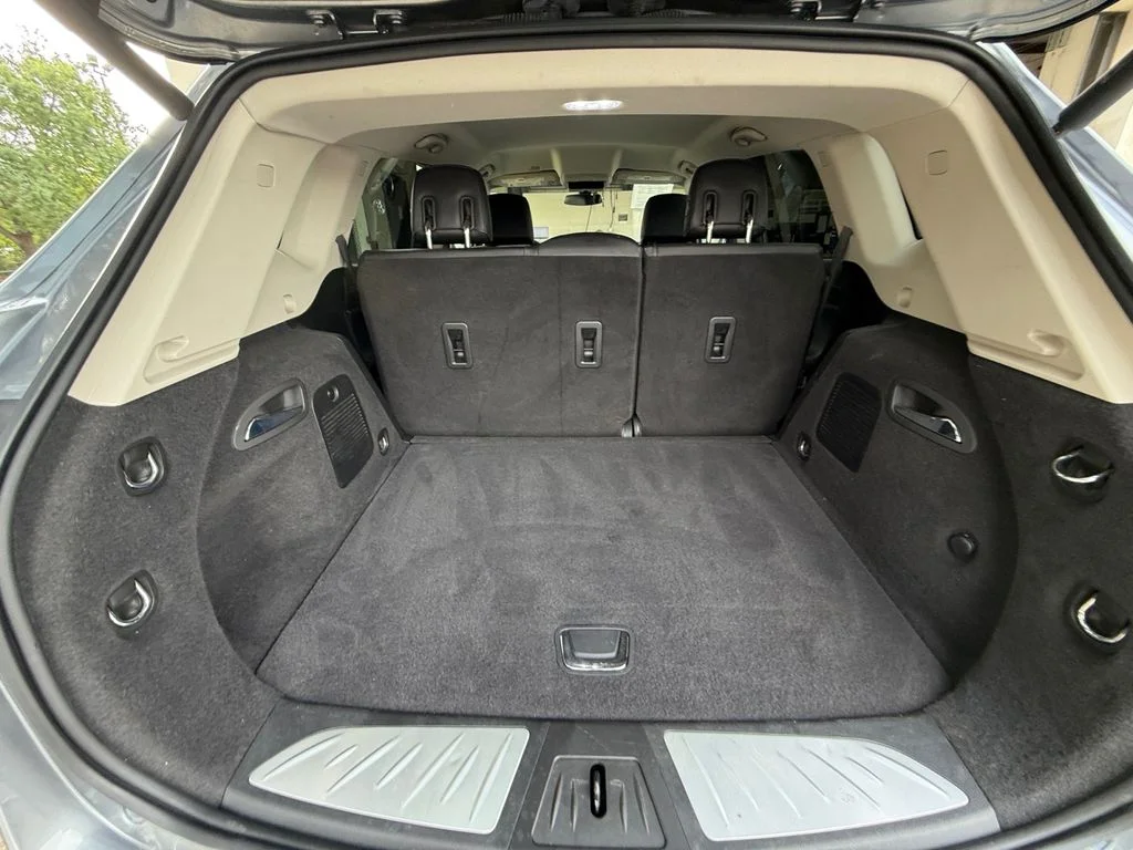 Used 2020 Gray Buick Essence image 19