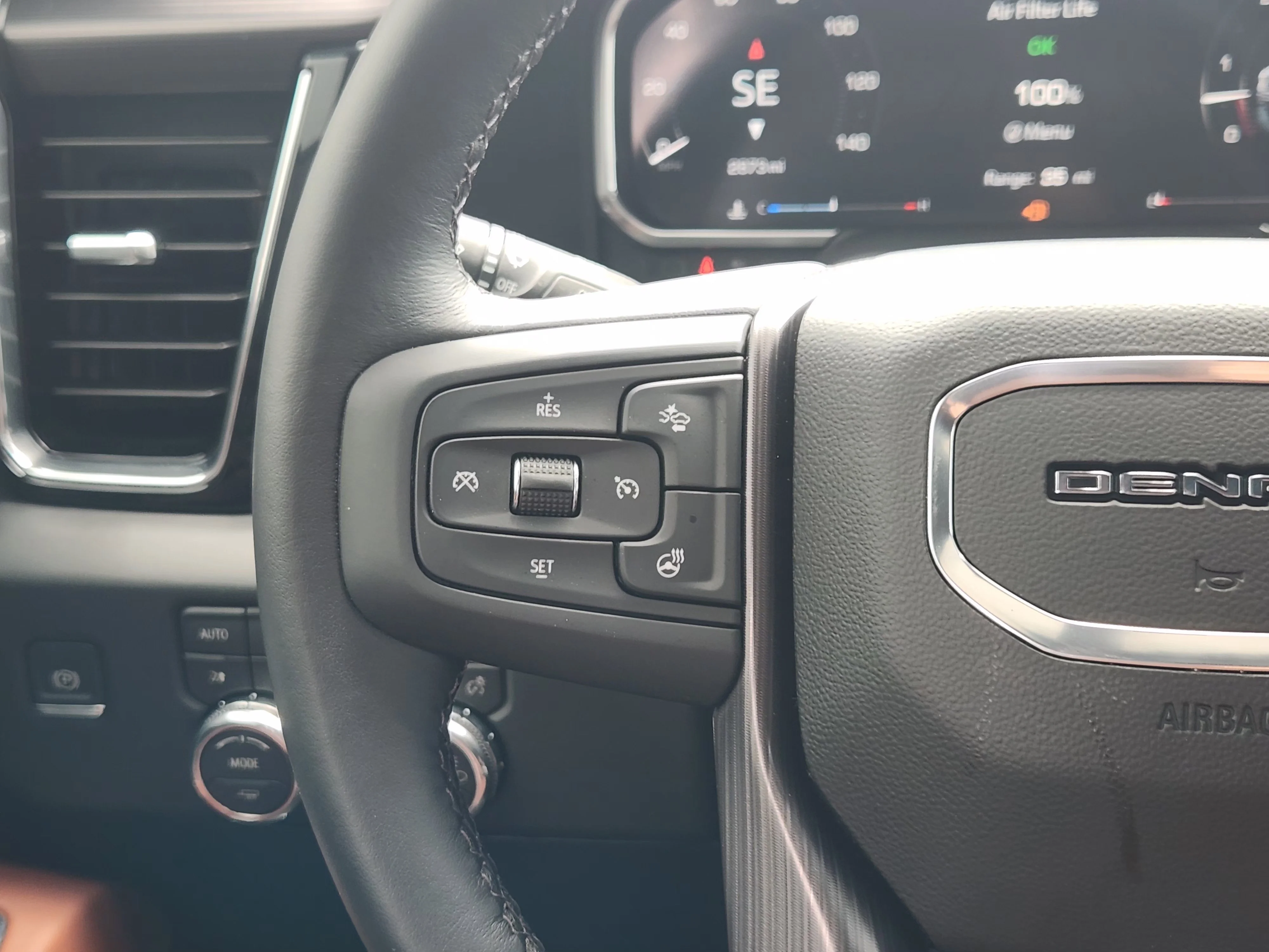 Used 2026 Onyx Black GMC Denali Ultimate image 29