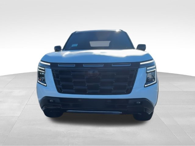 New 2026 White Nissan PRO-4X image 3