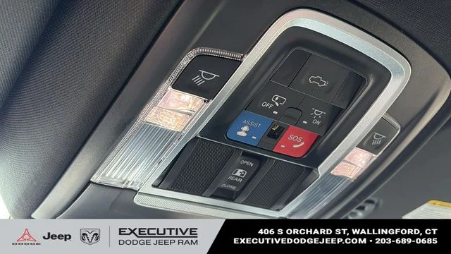 Used 2022 White Ram Laramie image 20
