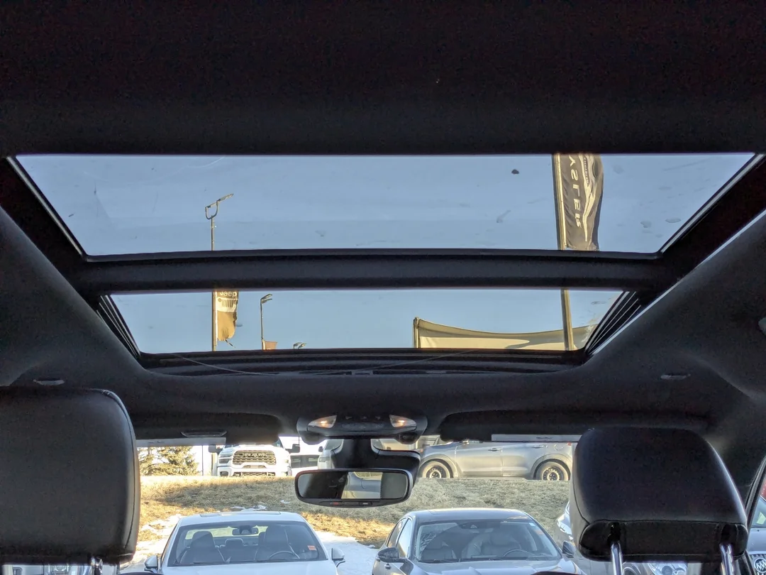 New 2026 Black Chrysler Select - - FWD - Panoramic Sunroof - Power Sliding Doors - S App Pkge & More! image 26