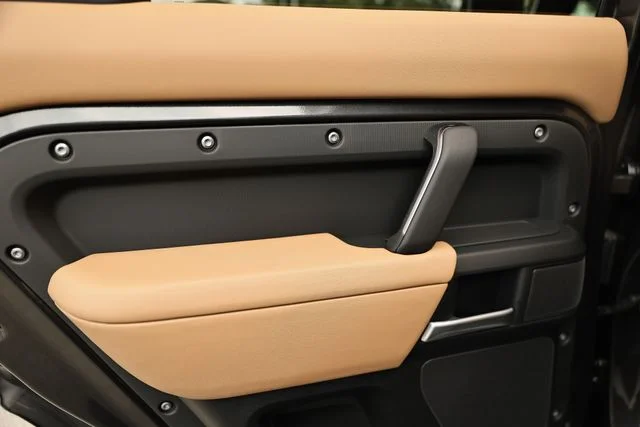 New 2026 Gray Land Rover X-Dynamic SE image 27