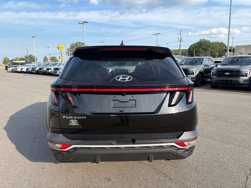 Used 2024 Black Pearl Hyundai SEL image 5