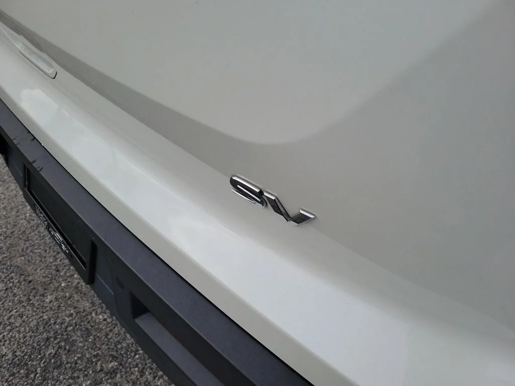 Used 2024 Pearl White Tri-Coat Nissan SV image 9