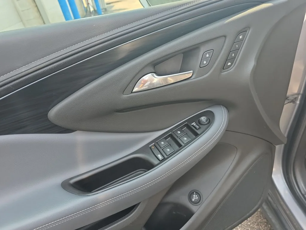 Used 2019 Satin Steel Gray Metallic Buick Essence image 21