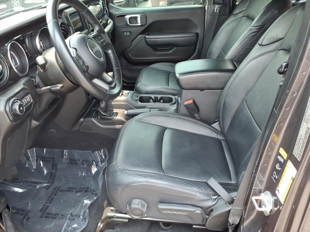 Used 2021 Granite Crystal Metallic Clearcoat Jeep Unlimited Sport Altitude image 11