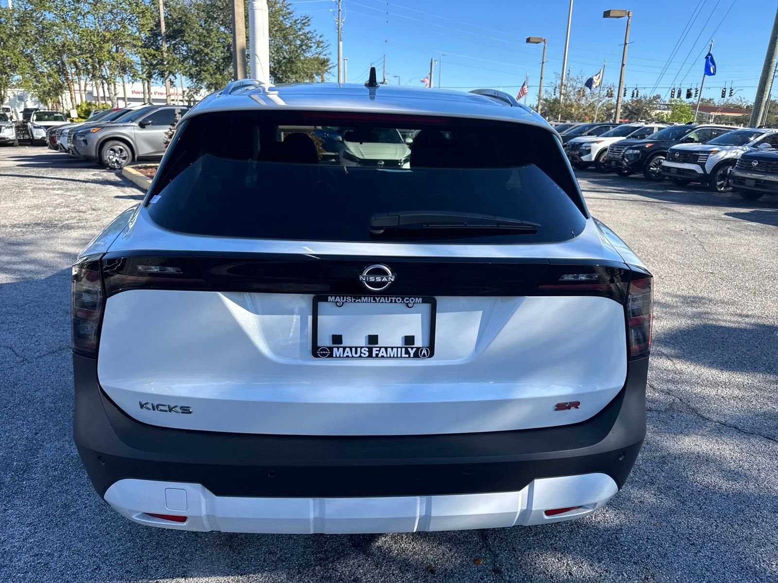 New 2026 Nissan Kicks SR 4D Sport Utility