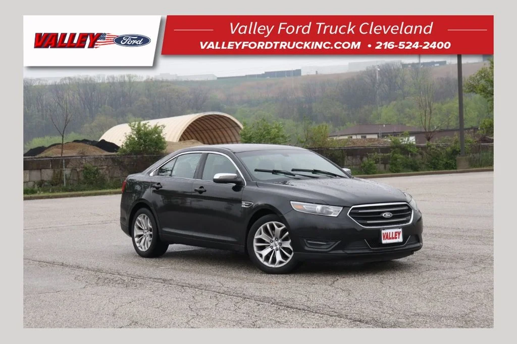 2015 Ford Taurus