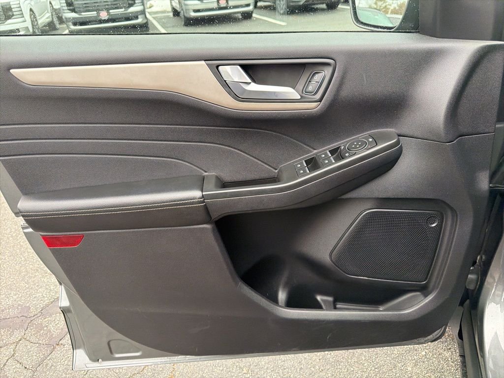 2022 Ford Escape SEL - Photo 16