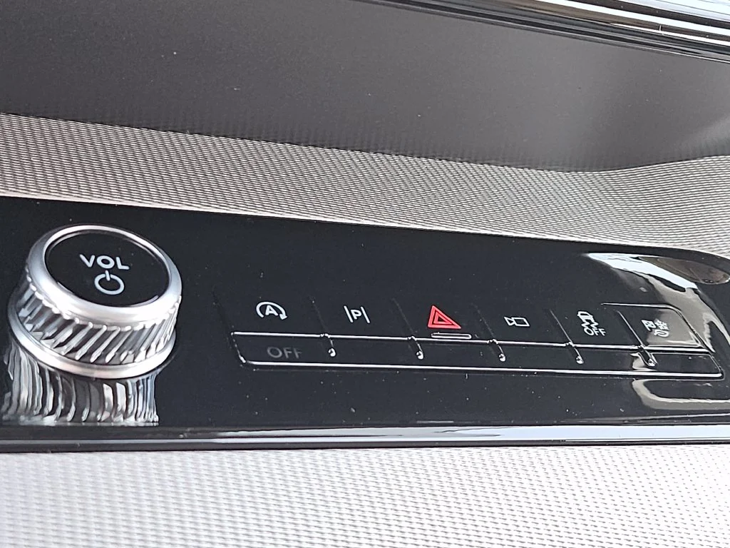 New 2027 White Ford Active image 35