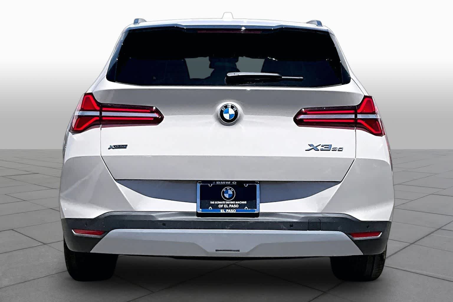 New 2026 Dune Grey Metallic BMW 30 xDrive image 4