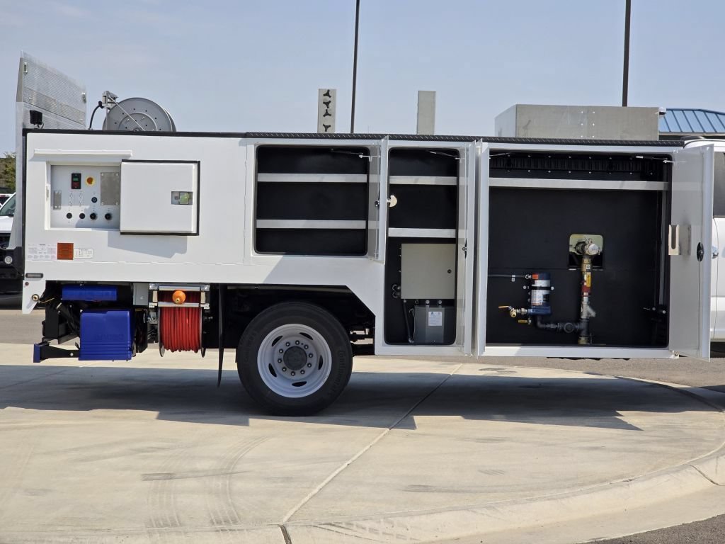 New 2024 Oxford White Ford XL image 26