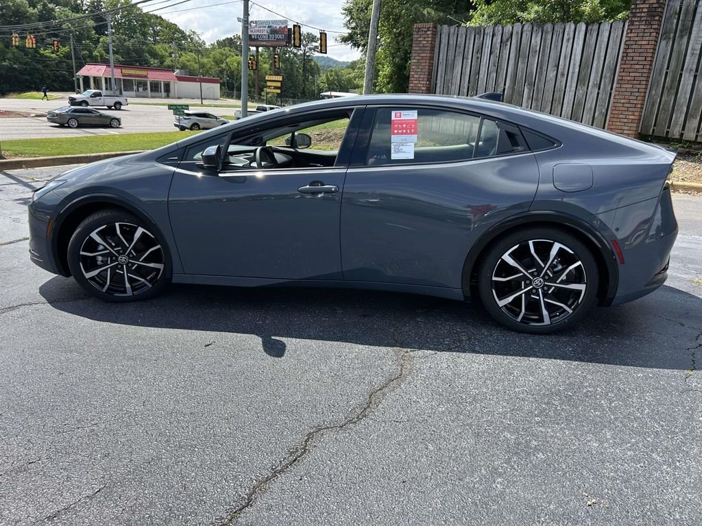 New 2026 Guardian Gray Toyota XSE Premium image 6