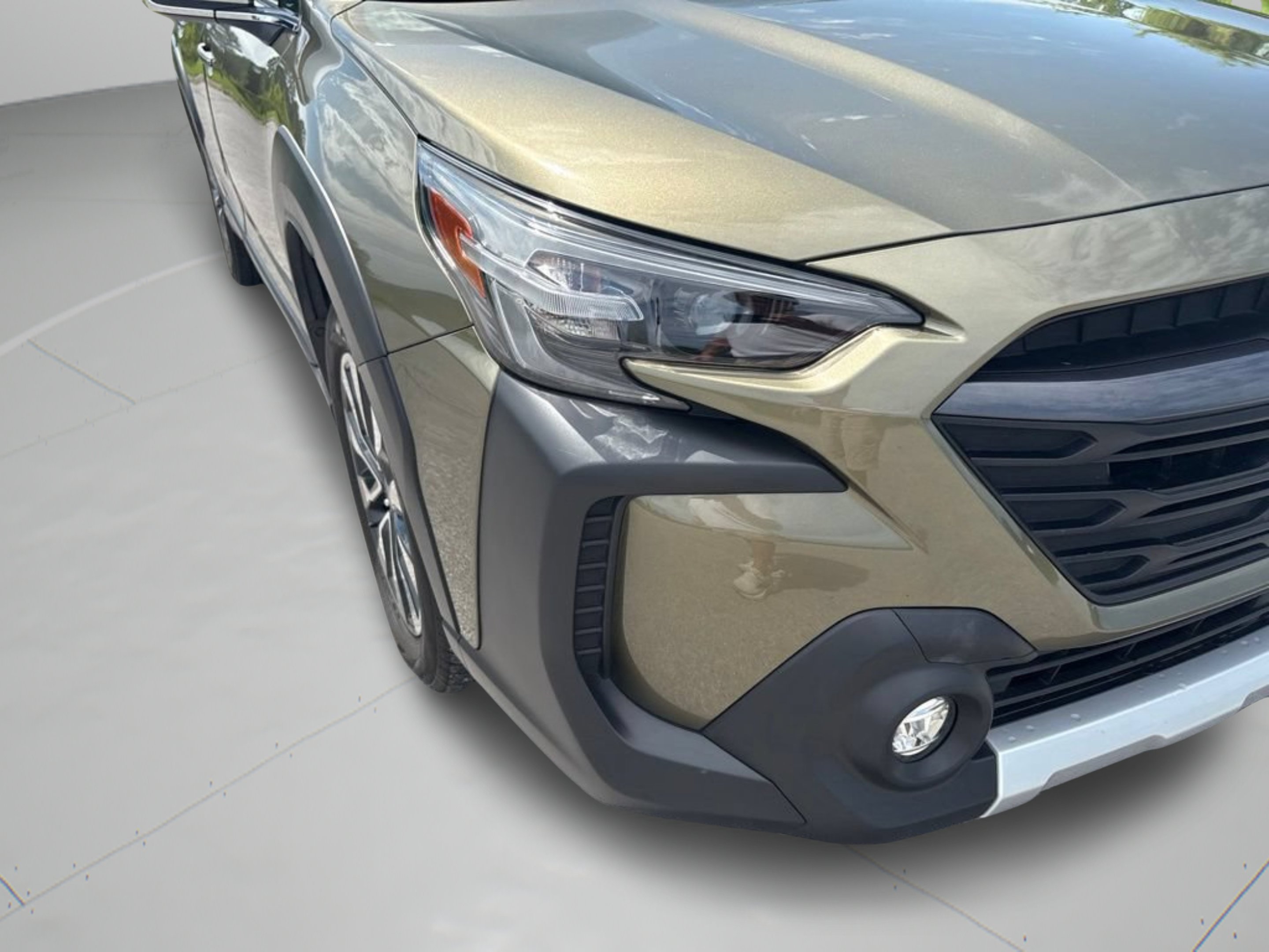 Used 2024 Autumn Green Metallic Subaru Touring image 26