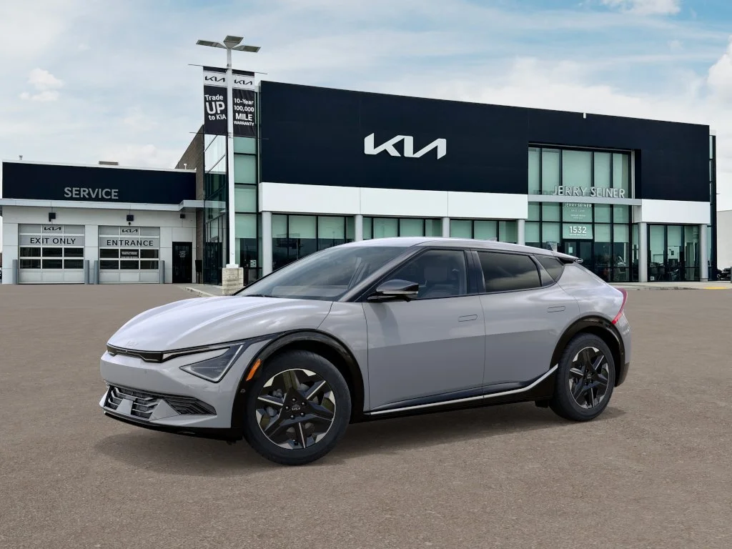 New 2026 Gray Kia Wind image 3