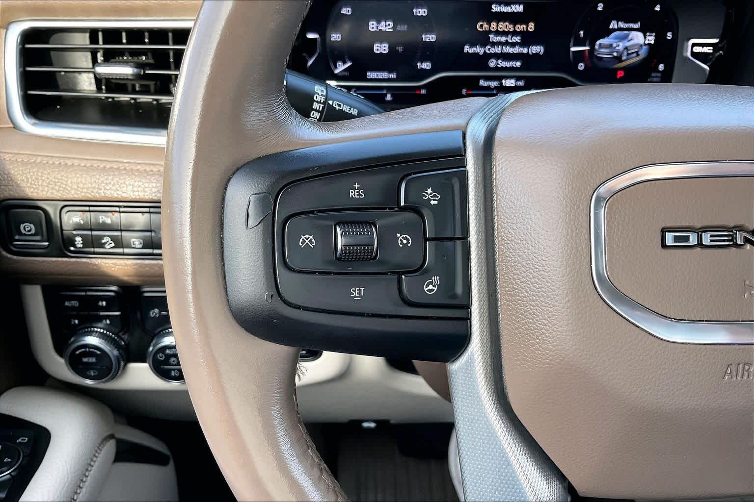 Used 2022 White Frost Tricoat GMC Denali image 24