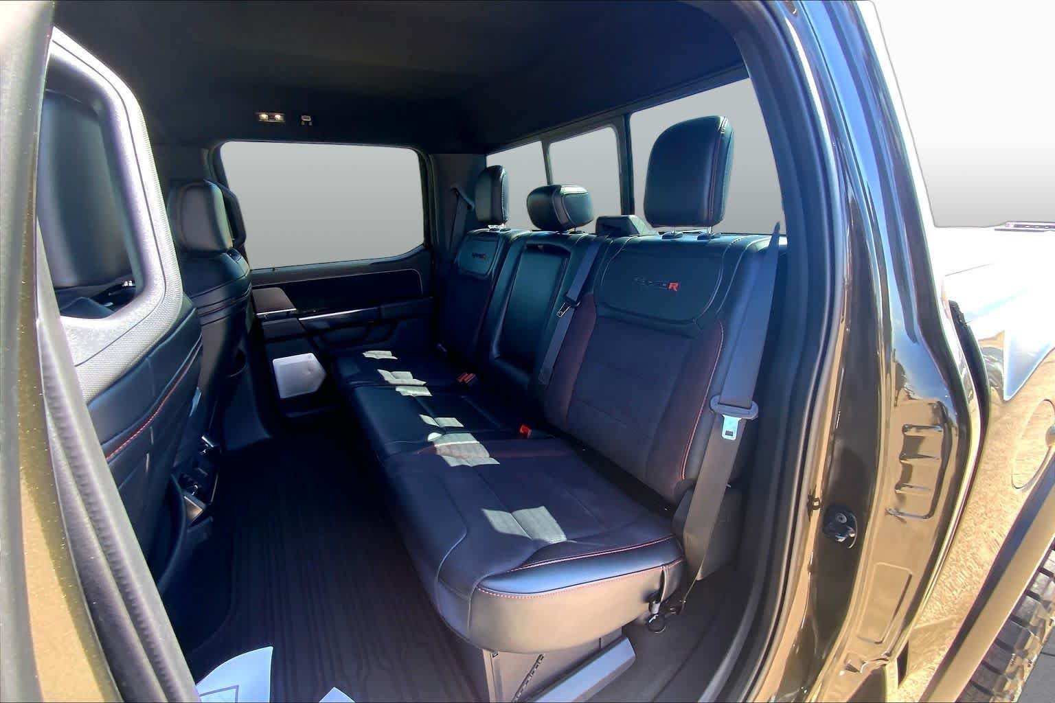 Used 2024 Shelter Green Ford Raptor image 21