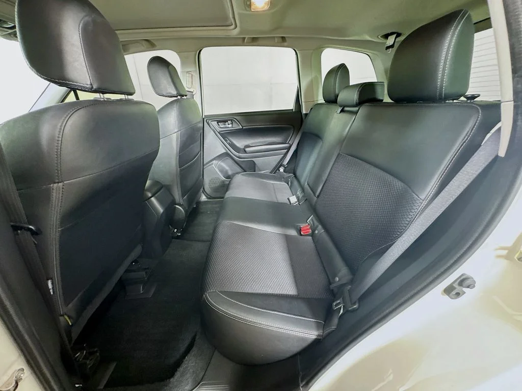 Used 2018 White Subaru 2.0XT Premium image 29