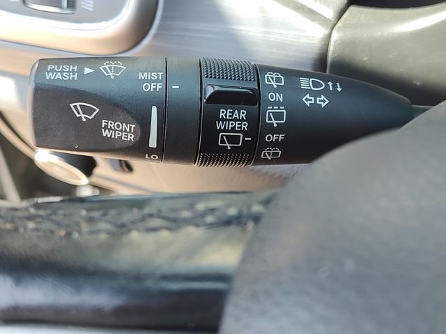 Used 2021 Black Jeep Laredo X image 21