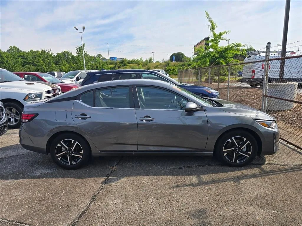 Used 2025 Gray Nissan SV image 9