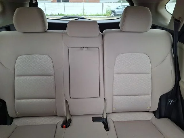Used 2017 Red Hyundai SE image 19