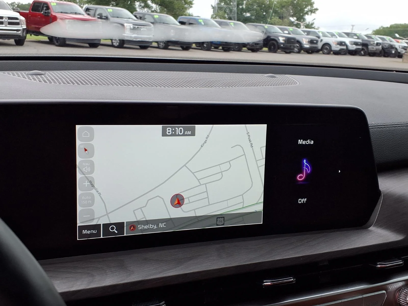 Used 2025 Glacial White Pearl Kia EX X-Line image 24
