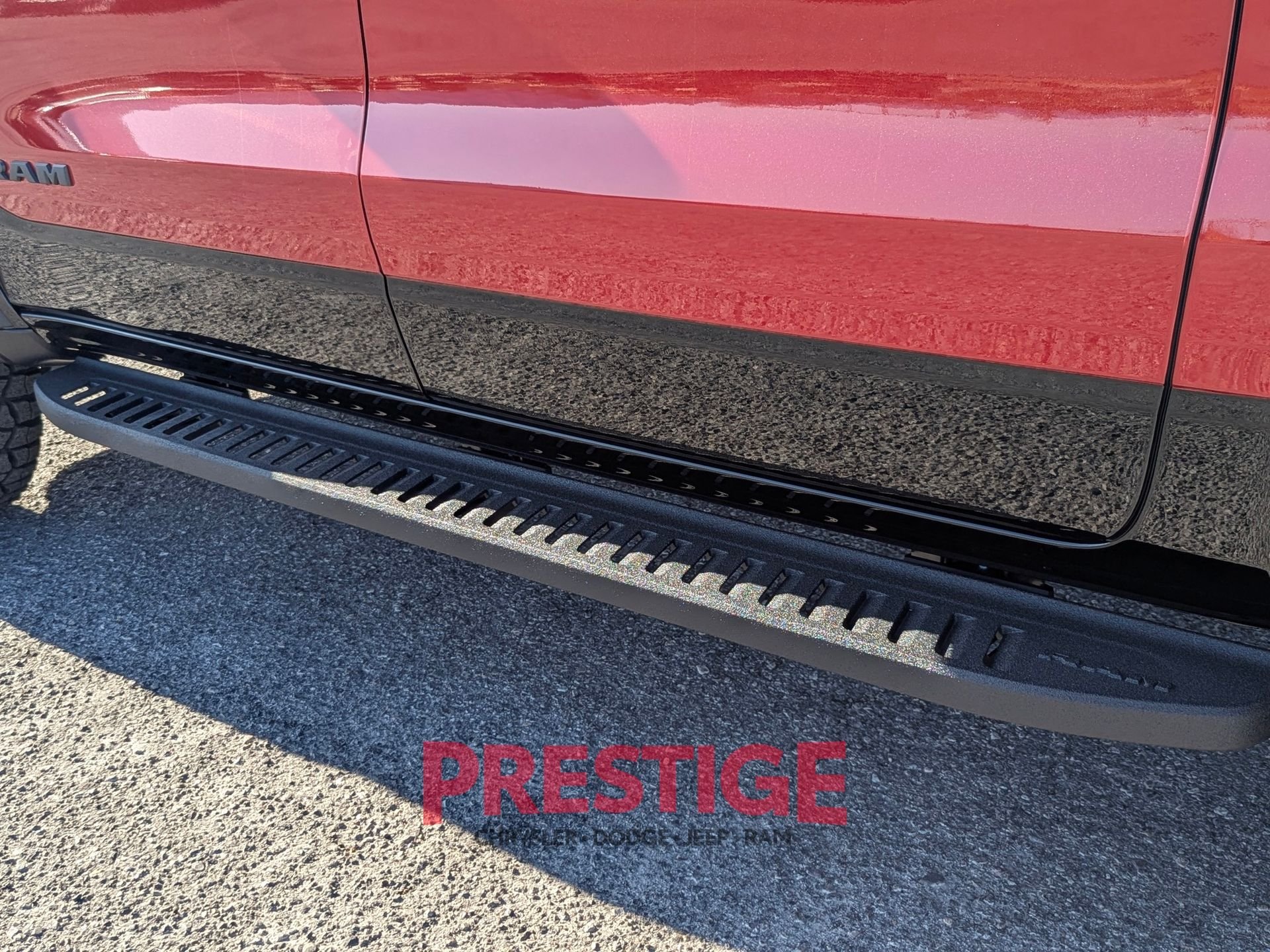 New 2026 Molten Red Pearl-Coat Exterior Paint RAM RHO image 9